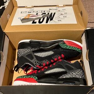 Jordan Kids' Grade School Spizike Low Shoes size 5y